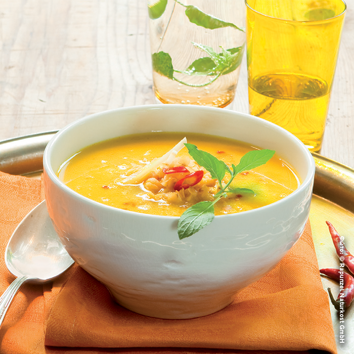 Σούπα με φακές και πιπερόριζα Σούπα με φακές και πιπερόριζα