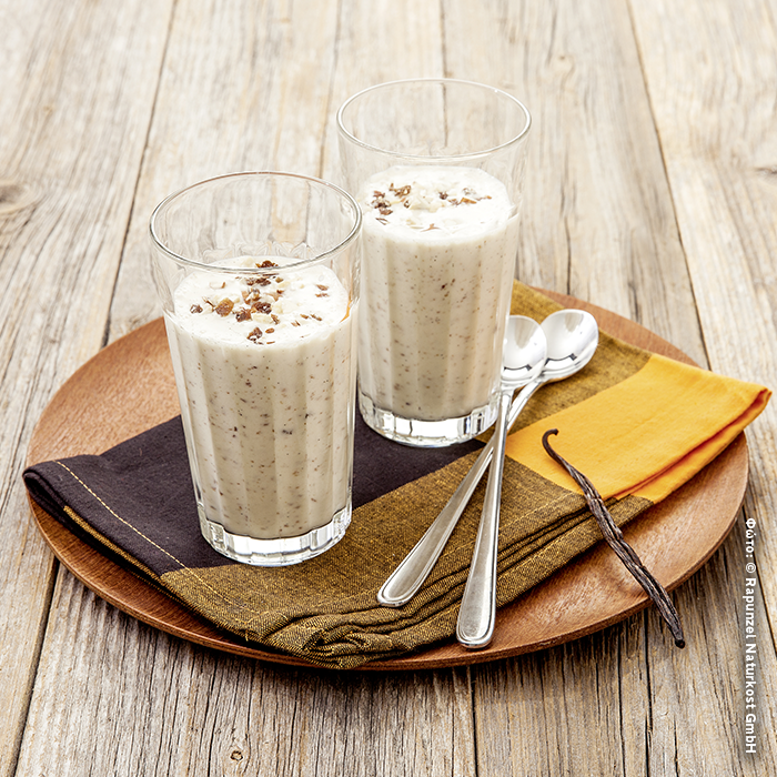 Smoothie αμυγδάλου με γιαούρτι σόγιας Smoothie αμυγδάλου με γιαούρτι σόγιας