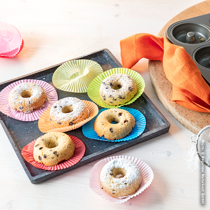 Ντόνατς με αλεύρι αμυγδάλου και σιρόπι καρύδας Ντόνατς με αλεύρι αμυγδάλου και σιρόπι καρύδας