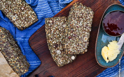 Ψωμί πολύσπορο με αλεύρι κολοκυθόσπορου και φαγόπυρο χωρίς γλουτένη